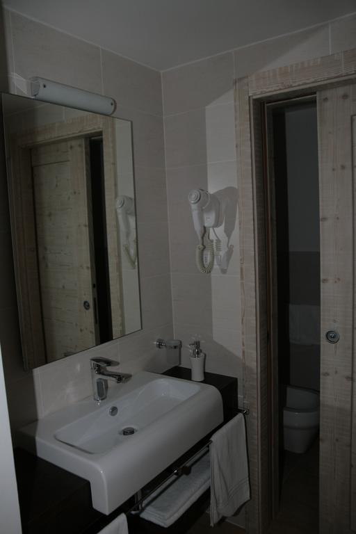 Hotel Casa Vigolana Natural Garni Vigolo Vattaro Zimmer foto